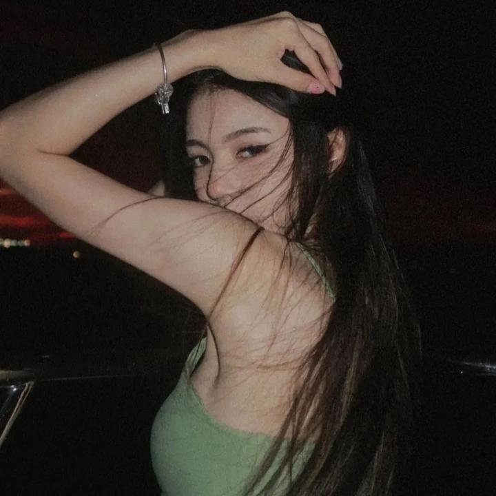 彩虹现场 (铁娘子作品)